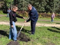 Ульяновск: В городе появился первый семейный фруктовый сад.