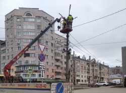 Киров: К 650-летию в городе модернизируют уличное освещение