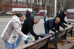 Самара: Почти 40 тысяч человек приняли участие в Гагаринском субботнике на территории города