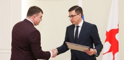 Нижний Новгород: Юрий Шалабаев впервые вручил гранты «Молодой педагог» и «Патриоты Нижнего»