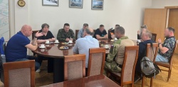 Нижний Новгород: Глава Приокского района Михаил Шатилов встретился с участниками СВО