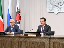 Казань: Ильсур Метшин - «На сегодняшний день более 85% дорог в городе находятся в нормативном состоянии»