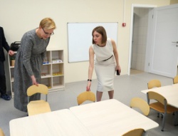 Самара: Возвращены в систему образования - Елена Лапушкина проверила качество выполненного капитального ремонта в детских садах Куйбышевского и Советского районов