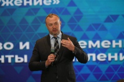 ВАРМСУ: Финалисты премии «Служение» проходят обучение в Президентской академии
