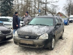 Арзамас: Семья из Чернухи передала второй автомобиль для бойцов СВО