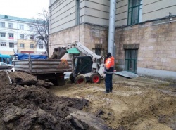Пенза: В городе благоустраивают территорию возле памятника М.Ю. Лермонтову