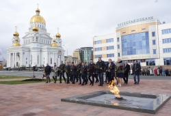 Саранск: В рамках торжественных мероприятий, посвященных общему собранию Ассоциации городов Поволжья в городе состоялось возложение цветов на Площади Победы