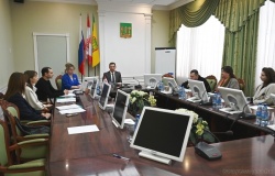 Пенза: Подписаны соглашения с победителями городского конкурса проектов социально ориентированных НКО