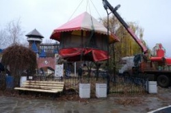 Астрахань: В парке «Планета» демонтируют незаконные объекты
