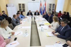 Самара: Строительство новых социальных объектов - в городе обсудили развитие 5-й просеки
