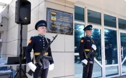 Оренбург: В городе торжественно открыли памятный знак Почётному гражданину города Хабибулле Байтееву