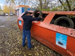 Казань: В городе установили контейнеры для сбора изношенных автомобильных шин