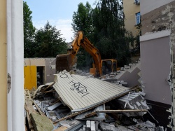 Казань: Власти демонтировали более 1600 незаконных торговых объектов за пять лет