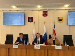 Энгельс: В городе должна заработать муниципальная программа по строительству водоотводных колодцев