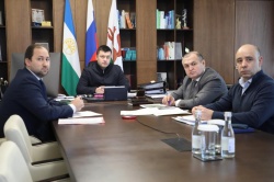 Уфа: «Инвестчас» в Уфе - гастромаркет, глэмпинг, газовая заправка