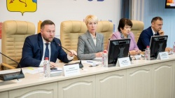 Киров: На заседании городской Думы принято решение об установлении побратимских отношений с Гомелем (Республика Беларусь)