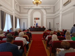 Саранск: Глава городского округа Владимир Быков провел рабочее совещание с директорами муниципальных общеобразовательных организаций