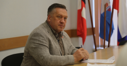Ижевск: ​Глава города Дмитрий Чистяков встретился с активом микрорайона Шишки