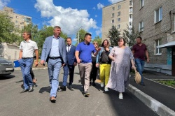 Уфа: Мэр города проверил, как реализуется программа «Башкирские дворики».