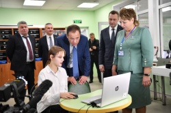 Балаково: Город посетил с рабочим визитом полномочный представитель президента РФ в Приволжском федеральном округе Игорь Комаров