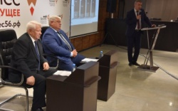 Оренбург: Стратегию развития предпринимательства обсудили на совместном заседании Общественной палаты города и Совета старейшин