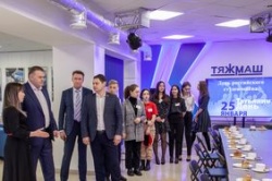Сызрань: Глава города встретился со студентами города в новом молодежном индустриальном клубе