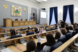 Уфа: Лучших школьников наградили стипендиями главы Администрации города 