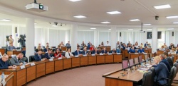 Нижний Новгород: Юрий Шалабаев - Доходы бюджета после уточнения составили 96,8 млрд рублей - это абсолютный максимум в истории города