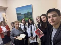Сарапул: Сарапульские ученики презентовали на научной конференции в Перми интерактивный проект «Организация эвакогоспиталей в годы Великой Отечественной войны»