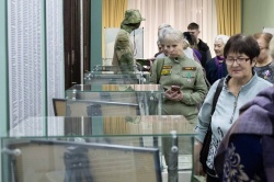 Сарапул: В Сарапульском музее-заповеднике в День Героев Отечества прошла презентация выставочного проекта