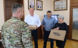 Оренбург: Депутаты городского Совета помогли бойцам СВО