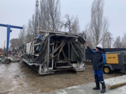 Самара: В зону самарского метростроя на улице Галактионовской перебазировали высокотоннажный кран и начали поставку элементов тоннелепроходческого комплекса