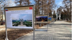 Пермь: В Театральном саду открылась выставка, посвящённая китайскому городу-партнёру Чанчжоу