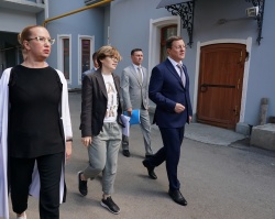 Самара: Дмитрий Азаров поручил ускорить завершение реставрации здания усадьбы Шихобалова