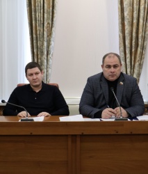 Ульяновск: В городе обустроят 130 контейнерных площадок и 6 общественных пространств