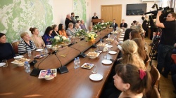 Киров: В городе вручили почетные грамоты участникам СВО