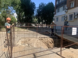 Самара: Модернизация теплосетей ведется в соответствии с графиками: специалисты готовятся к самым трудоемким работам, связанным с переходом через проезжую часть дорог с интенсивным движением транспорта, включая общественный
