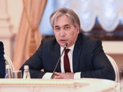 Казань: Владимир Путин присвоил Искандеру Гиниятуллину почетное звание заслуженного работника ЖКХ РФ