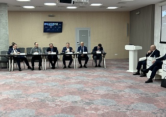 Исполнительный директор Ассоциации городов Поволжья Владимир Репринцев принял участие в работе расширенного заседания Правления Союза российских городов.